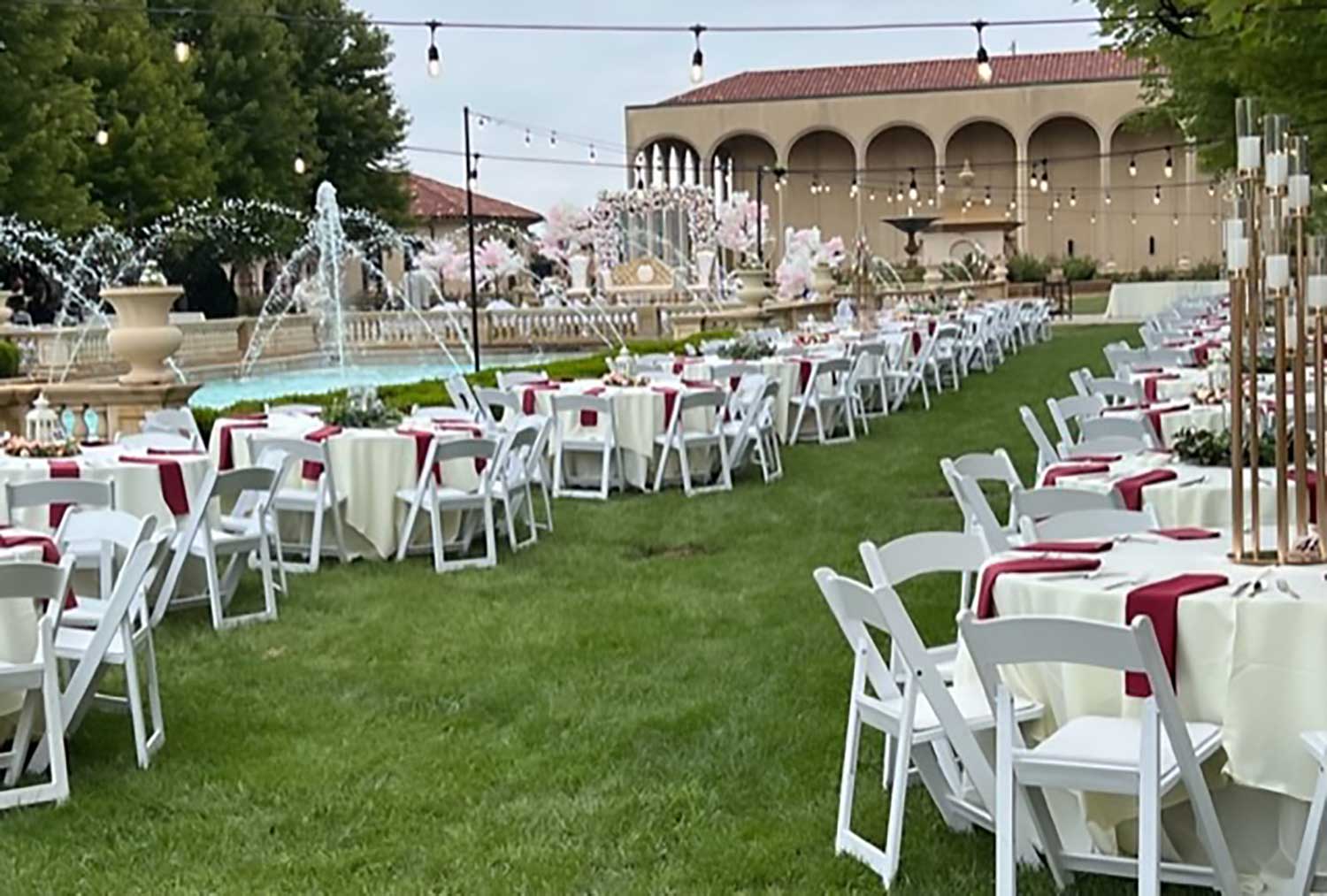 Courtyard-Wedding-Setting-with-stage