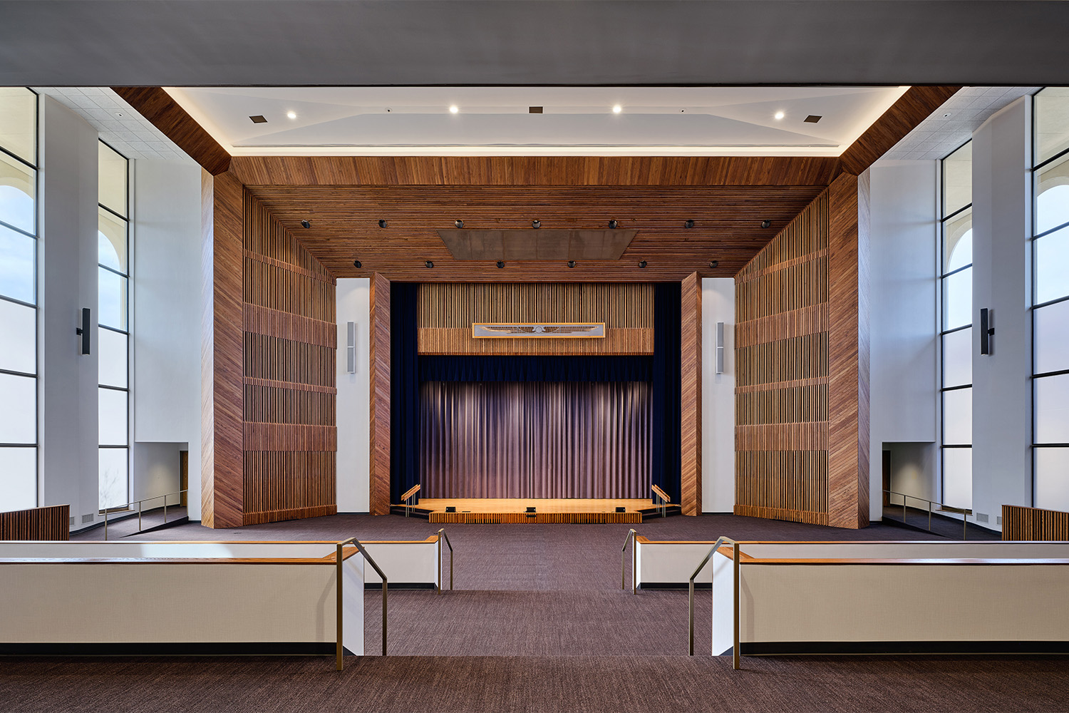 GEC-stage-center-1500x1000