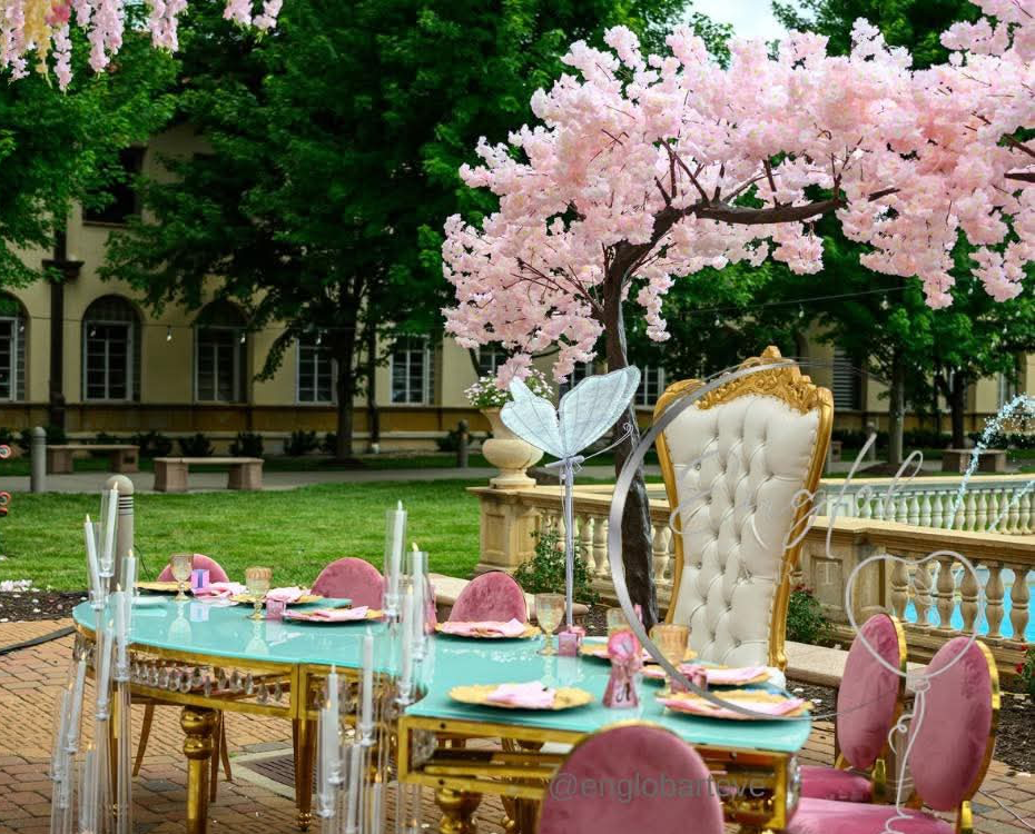 Quinceañeras-head-table-930x750