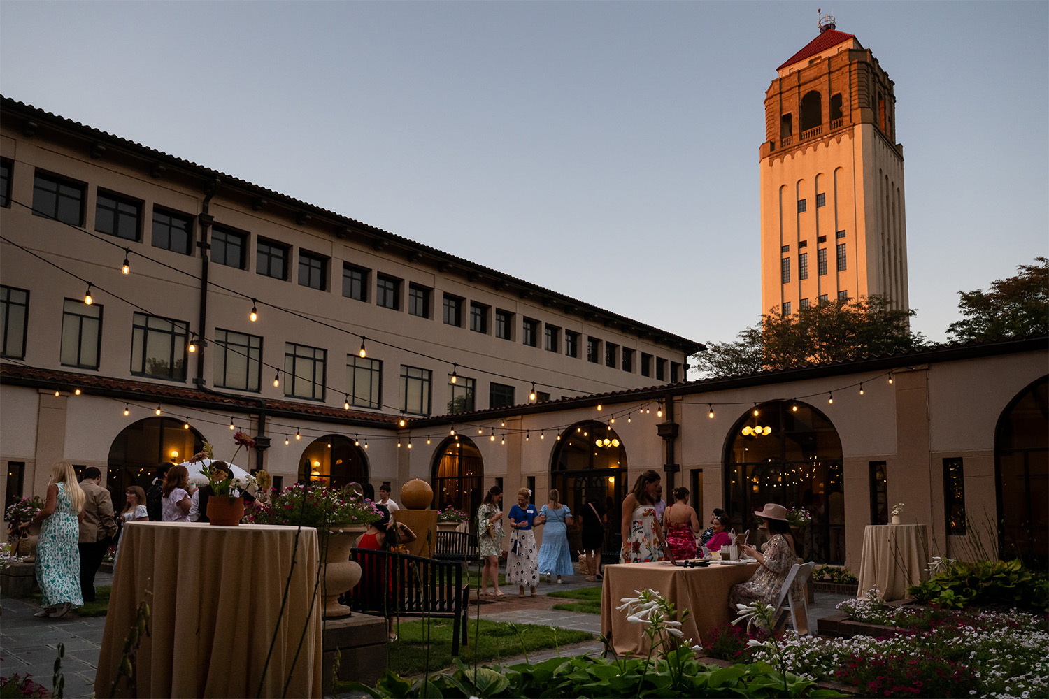 outdoor-reception-1500x1000