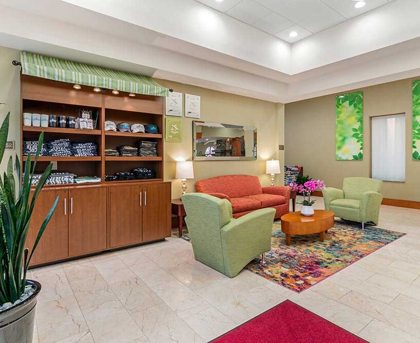 Hotel-Lobby-2